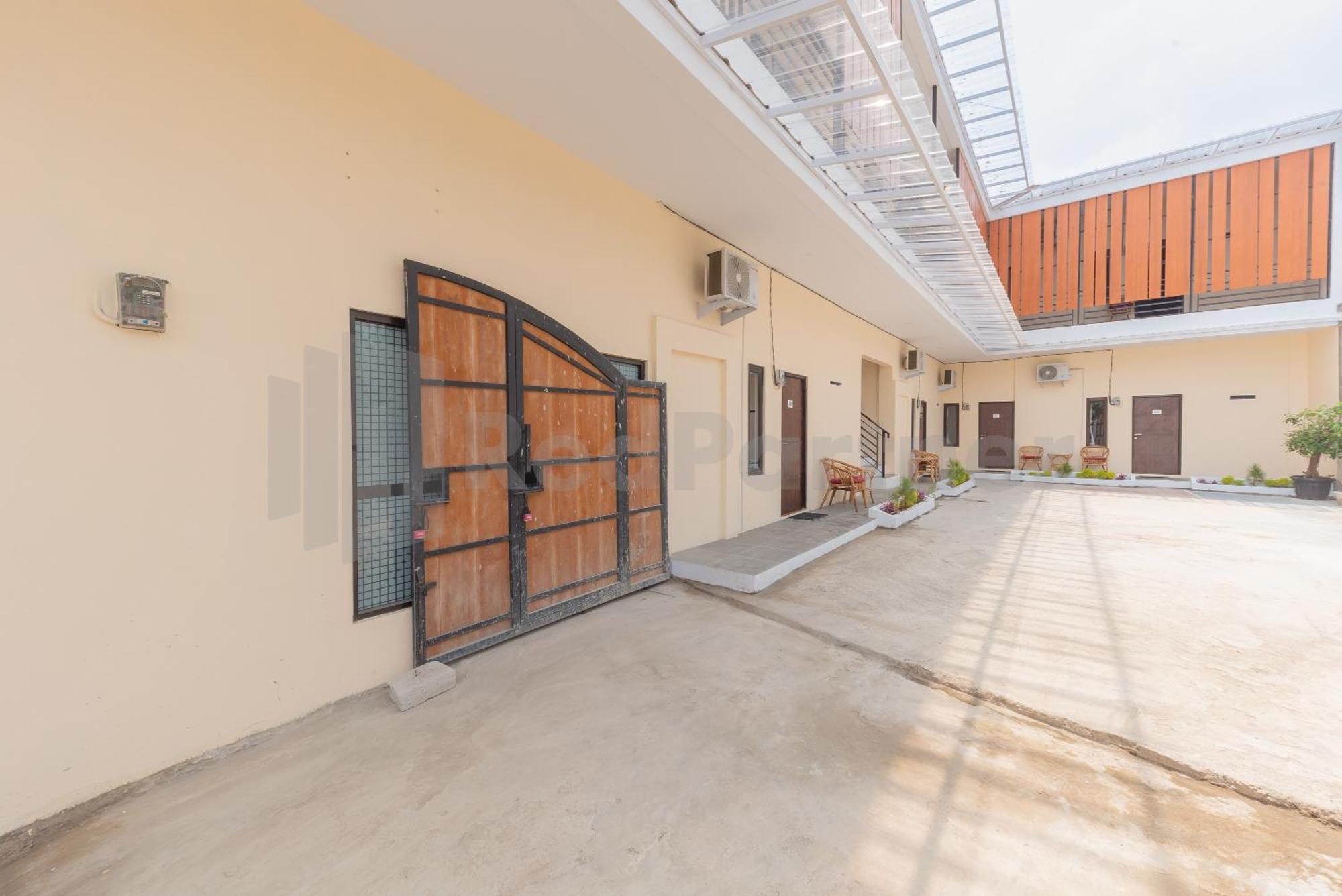Rumah Panda Guesthouse Redpartner Tangkil  Exterior photo